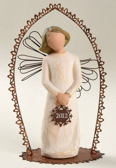 Willow Tree Annual Ornament A Year Filled With Light And Love - Boxed