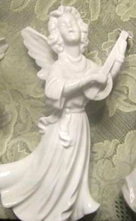 Angel Musicians #2 Angel With Mandolin-Waist Sash - No Box