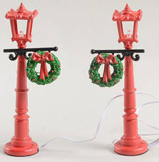 General Village Electrical Red With Greens Street Lights - Boxed