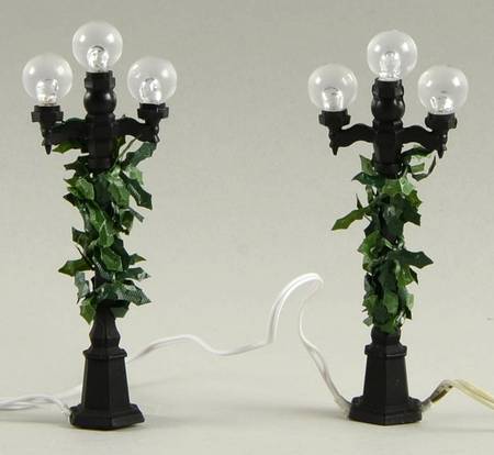 General Village Electrical Holly-Covered Lamposts - Boxed