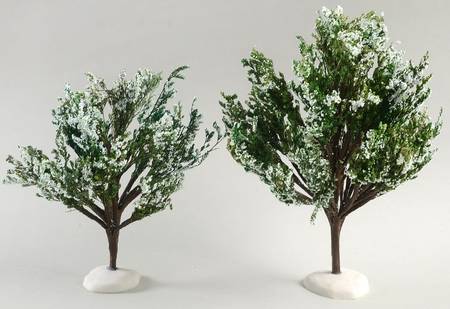 General Village Tree Accessories White Christmas Oaks - Boxed