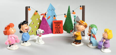 Peanuts Christmas Village Peanuts Tree Lot-Set Of 7 - Boxed
