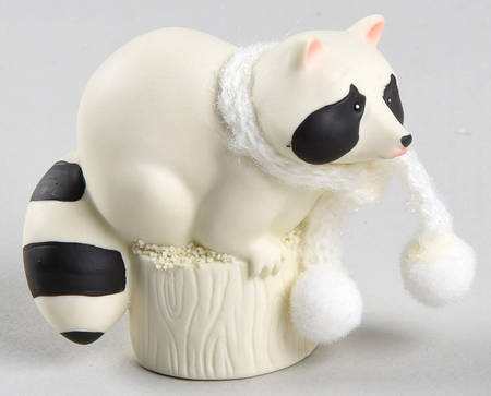 Collectible Animals - Snowbabies Raccoon-Sitting On Tree Stump-2017 - Boxed