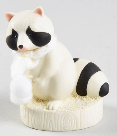Collectible Animals - Snowbabies Raccoon-Standing On Tree Stump-2017 - Boxed