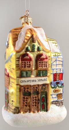 Night Before Christmas-Dickens Village Counting House And Silas Thimb - With Box