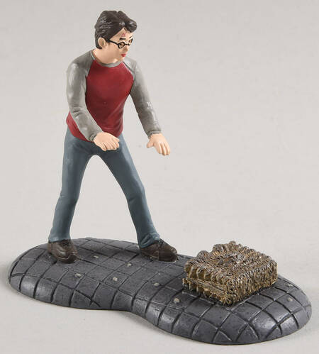 Harry Potter Harry & His Monster Book - Boxed