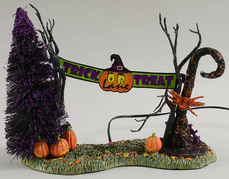 Trick Or Treat Lane - Snow Village Halloween Lit Trick Or Treat Lane Entrance - Boxed