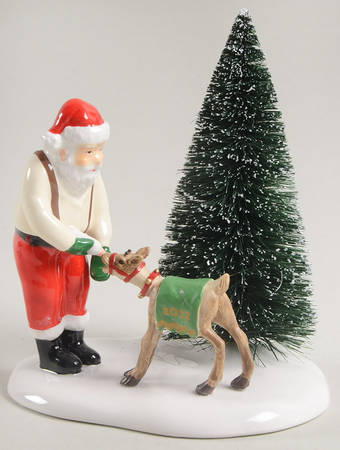 Santa Comes To Town Santa Comes To Town - Boxed