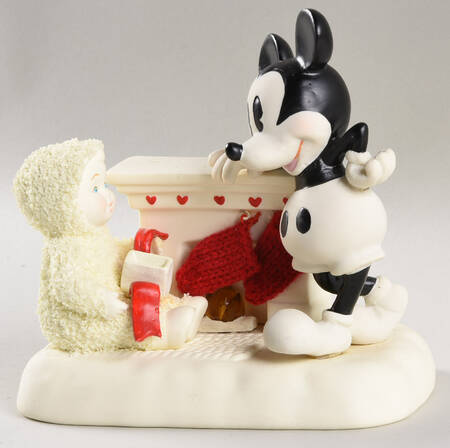 Mickey & Company - Guest Collection At The Mantel With Mickey - No Box