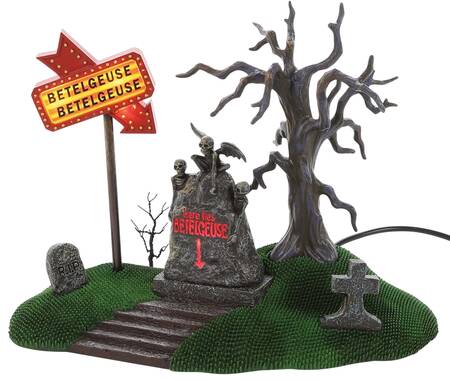 Beetlejuice-Hot Properties Beetlejuice Cemetery Plot - Boxed