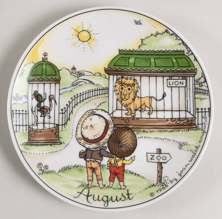 Months of The Year August - Boxed