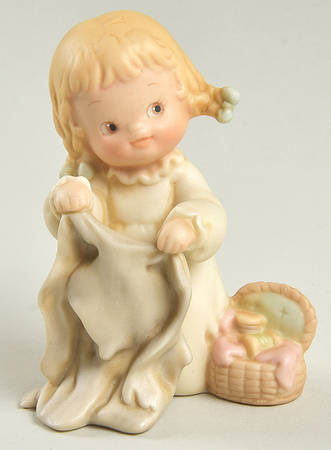 Memories of Yesterday Wendy Sewing Peter's Shadow - Boxed
