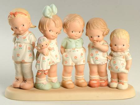 Memories of Yesterday Sharing The Common Thread Of Love - Boxed