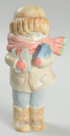 Kinka Figurines Boy With Presents - Boxed