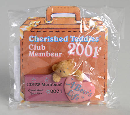 Cherished Teddies Collector Club Figures Club Membership Pin-2001 - No Box