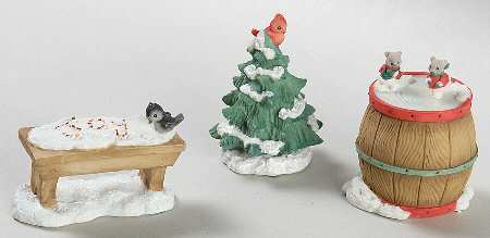 Mary's Moo Moos Christmas Outdoor Farm Accessories - Boxed