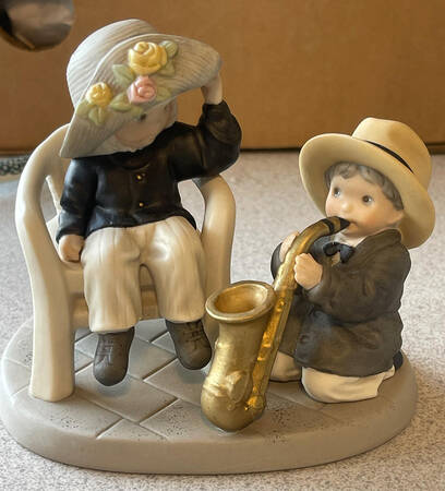 Pretty As A Picture  Love Is The Music Of The Soul - Boxed
