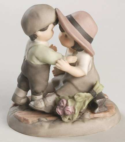 Pretty As A Picture  Shall We Kiss And Make Up? - No Box