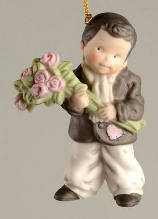 Pretty As A Picture  How To Win A Heart(Orn) - Boxed