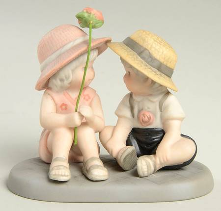 Pretty As A Picture  Our Friendship Shines Bright - Boxed