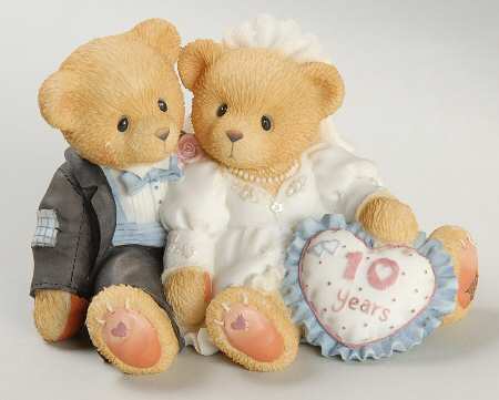 Anniversary Figurines Decade Teddy Bear Love - Boxed