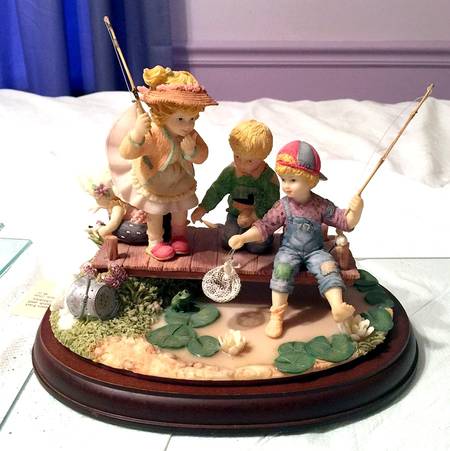 Laura's Attic Fishin Cousins/Going Fishing - Boxed