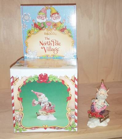 North Pole Village Sammy - Boxed
