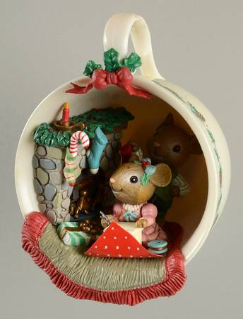 Cozy Cup Hoiday Happenings - Boxed