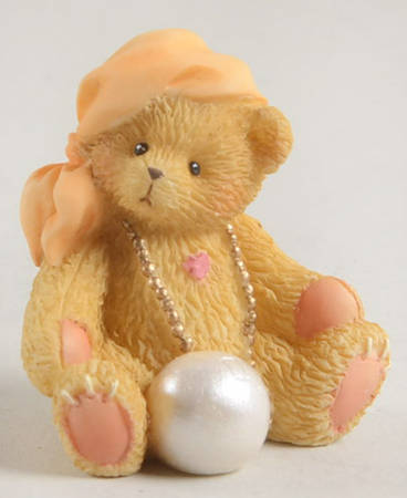 Tiny Treasured Teddies Bear With Pearl - With Box