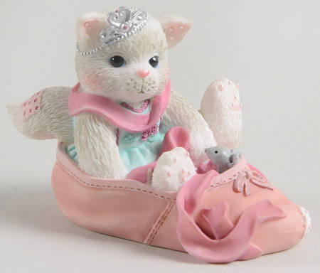Puss in Boots We're Partners In The Dance Of Life - With Box