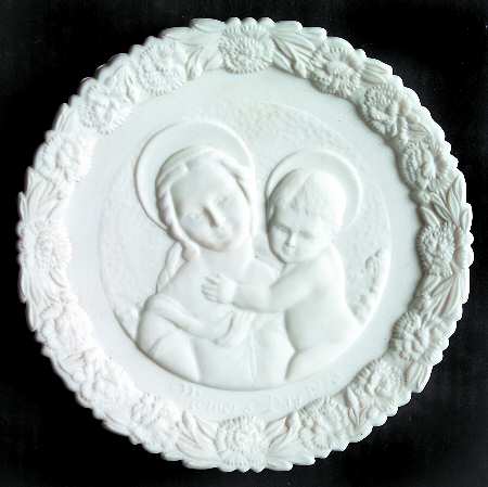 Mother'S Day-White Satin Small Cowper Madonna - No Box