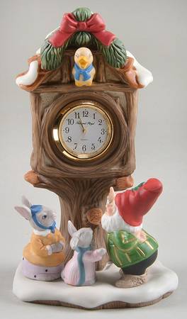 Holiday Hamlet Village Square Clock - Boxed