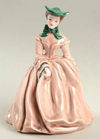 Florence Ceramics Figurine Lyn-Green & Rose - No Box