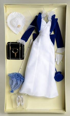 Gone with the Wind Vinyl Doll Collection Ensemble-Sawmill Surprise - Boxed