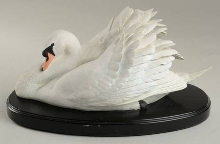 Franklin Mint Figurines The Silent Swan - No Box