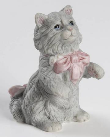 Curio Cabinet Cat Cybis Style - No Box