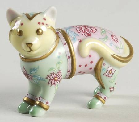 Curio Cabinet Cat Famille Rose - No Box
