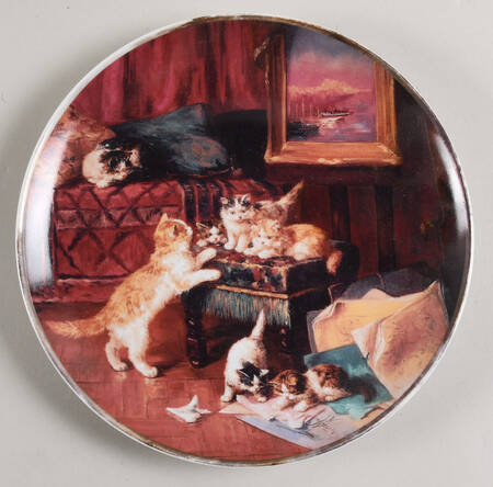 Franklin Mint Plates While The Master's Away - No Box