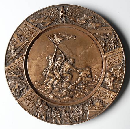 Franklin Mint Plates Flag Raising On Iwo Jima - No Box