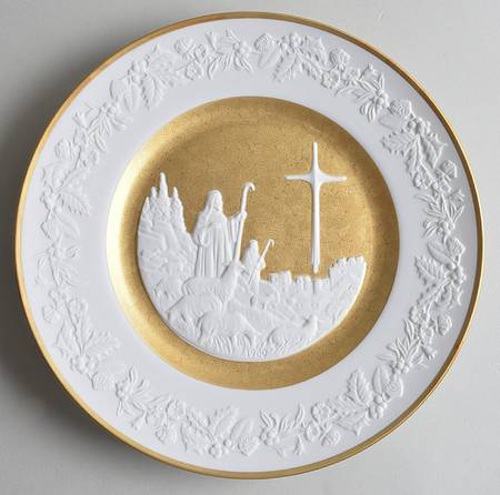 Christmas Plate-Bisque Joy To The World - Boxed