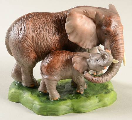 Endangered Mother & Baby Animals African Elephant - With Box
