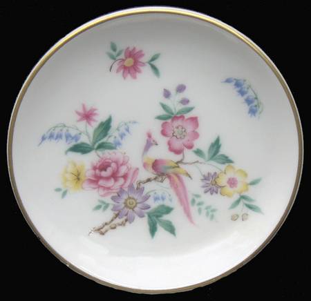Great Porcelain Houses of The World Royal Doulton - No Box