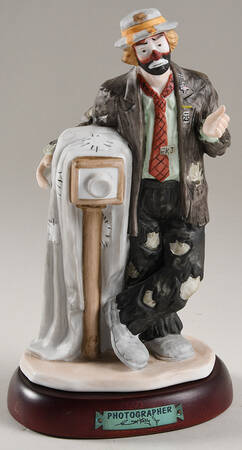 Emmett Kelly Jr-Professionals Photographer - No Box