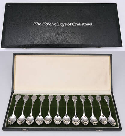 Twelve Days of Christmas 12 Spoons With Display Case - Boxed