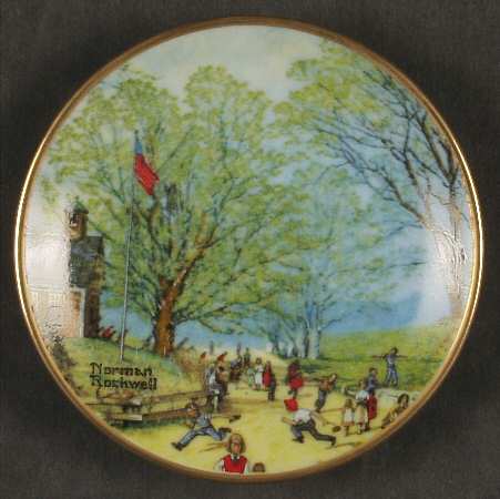 Four Seasons Miniature-Plates Carefree Days Ahead - Boxed