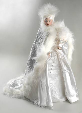 Franklin Mint Dolls Snow Queen - Boxed