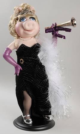 Franklin Mint Dolls Millennium Miss Piggy - Boxed