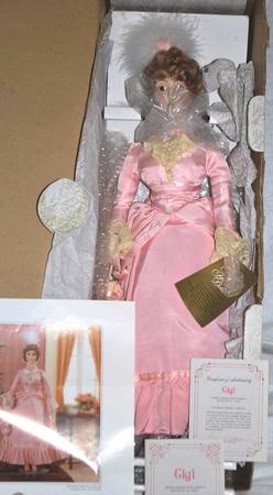 Franklin Mint Dolls Gigi - Boxed