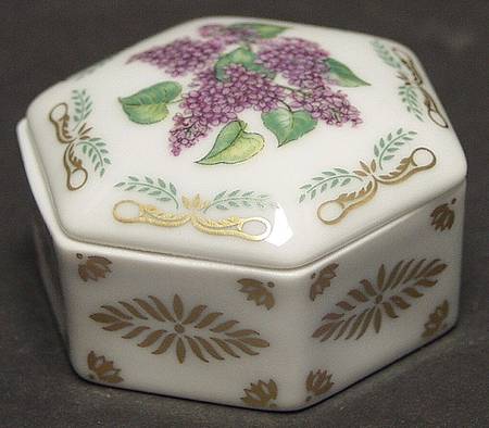 Flowers of Colonial America-Box Lilac - Boxed
