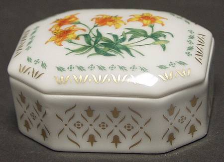 Flowers of Colonial America-Box Wood Lily - Boxed